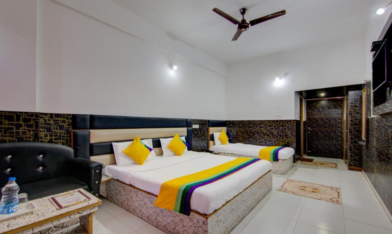 Itsy Hotels Satya Shree Katra  Buitenkant foto