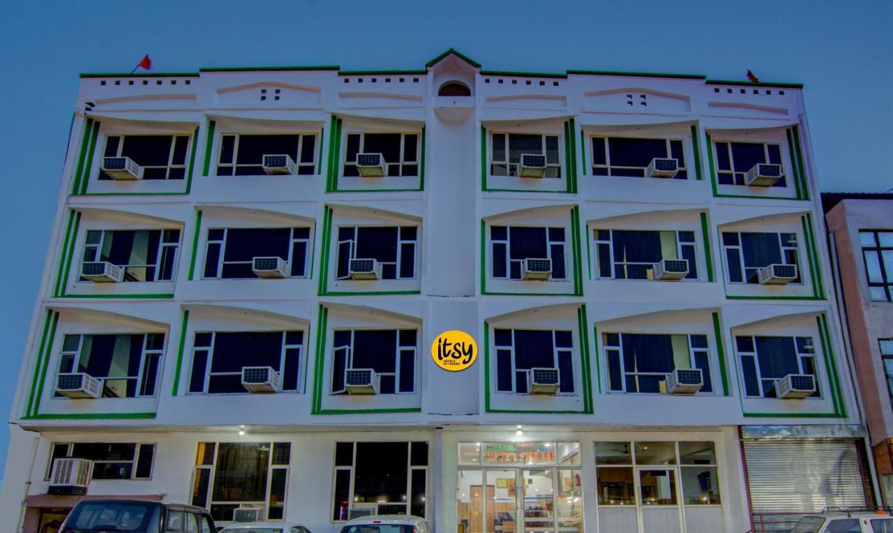 Itsy Hotels Satya Shree Katra  Buitenkant foto