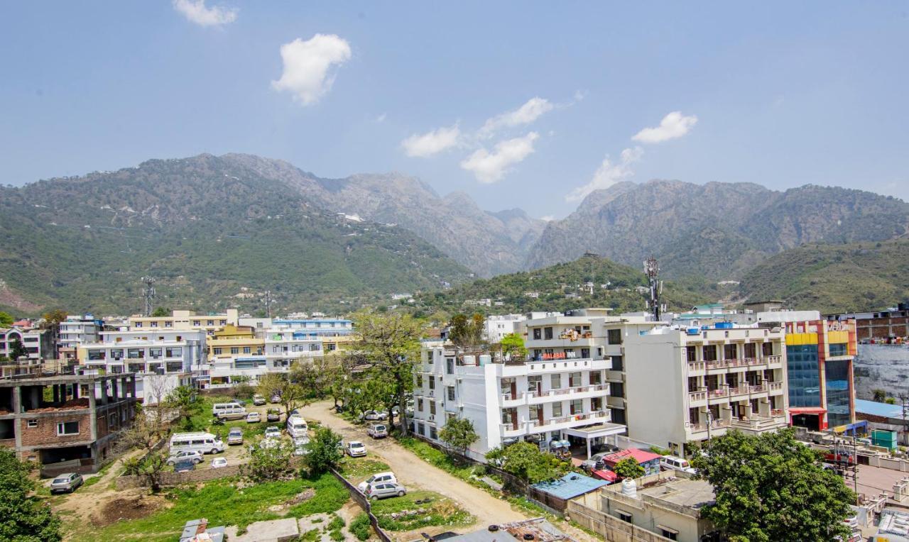 Itsy Hotels Satya Shree Katra  Buitenkant foto