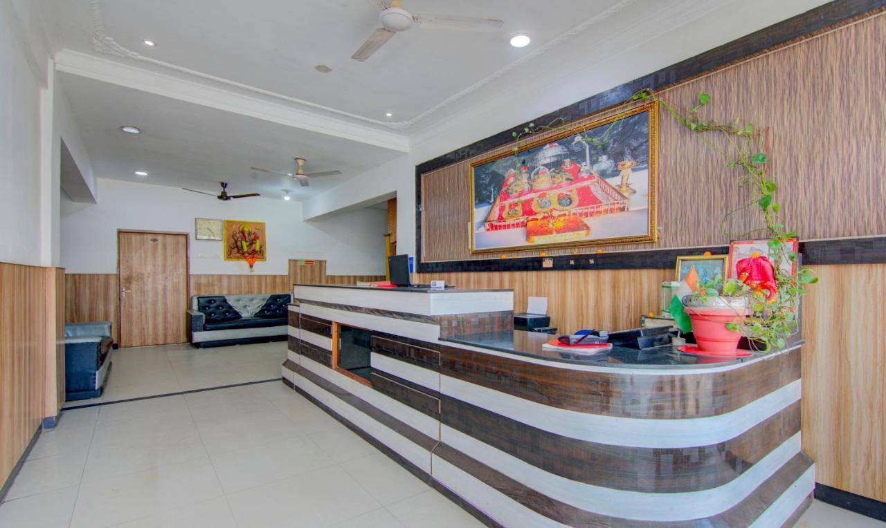 Itsy Hotels Satya Shree Katra  Buitenkant foto